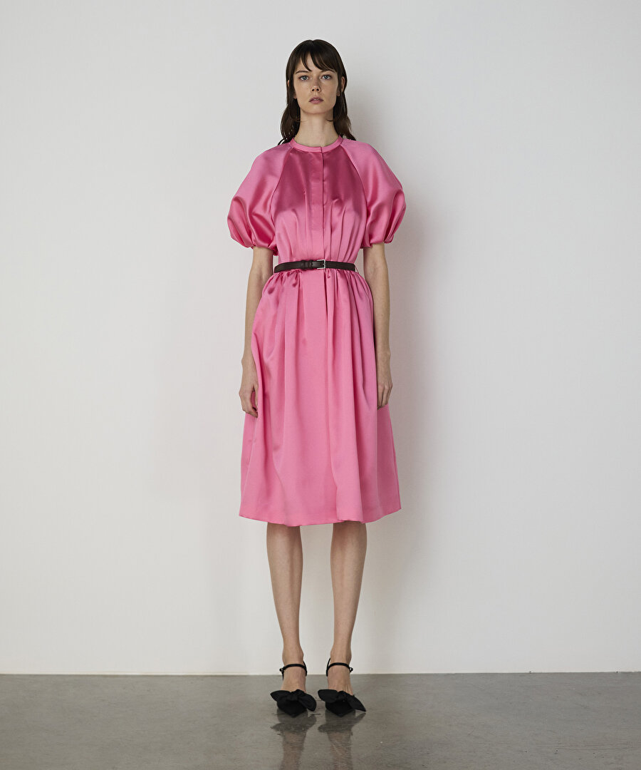 Kemerli mikado elbise