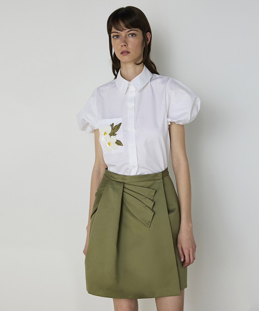 Asimetrik fiyonklu mini etek