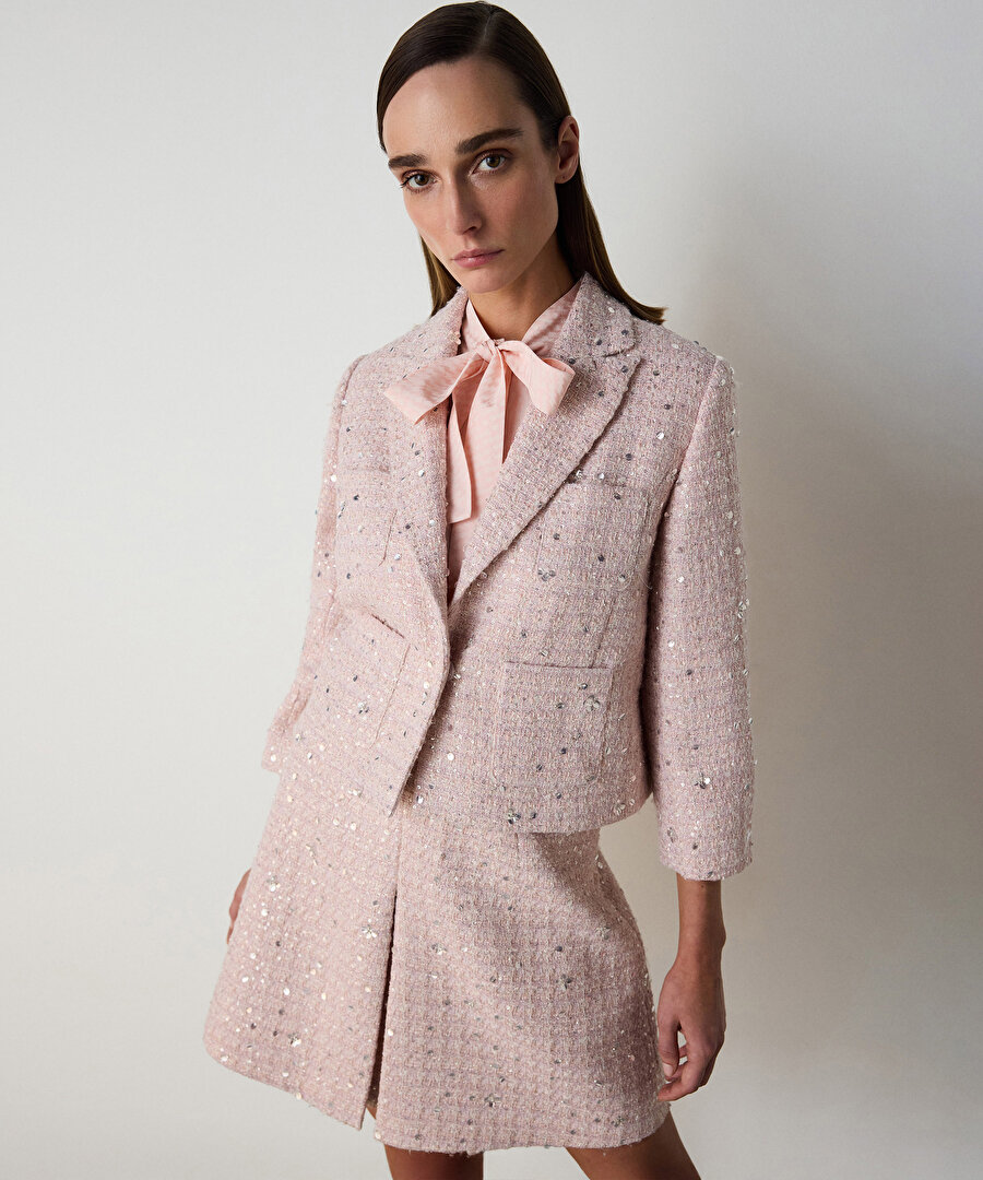 Payet işlemeli tüvit ceket