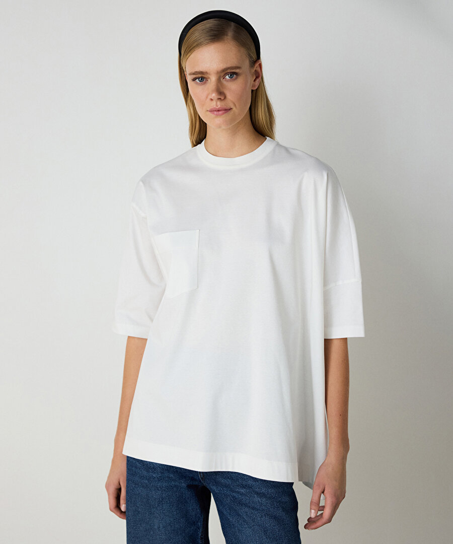 Asimetrik kesim tişört