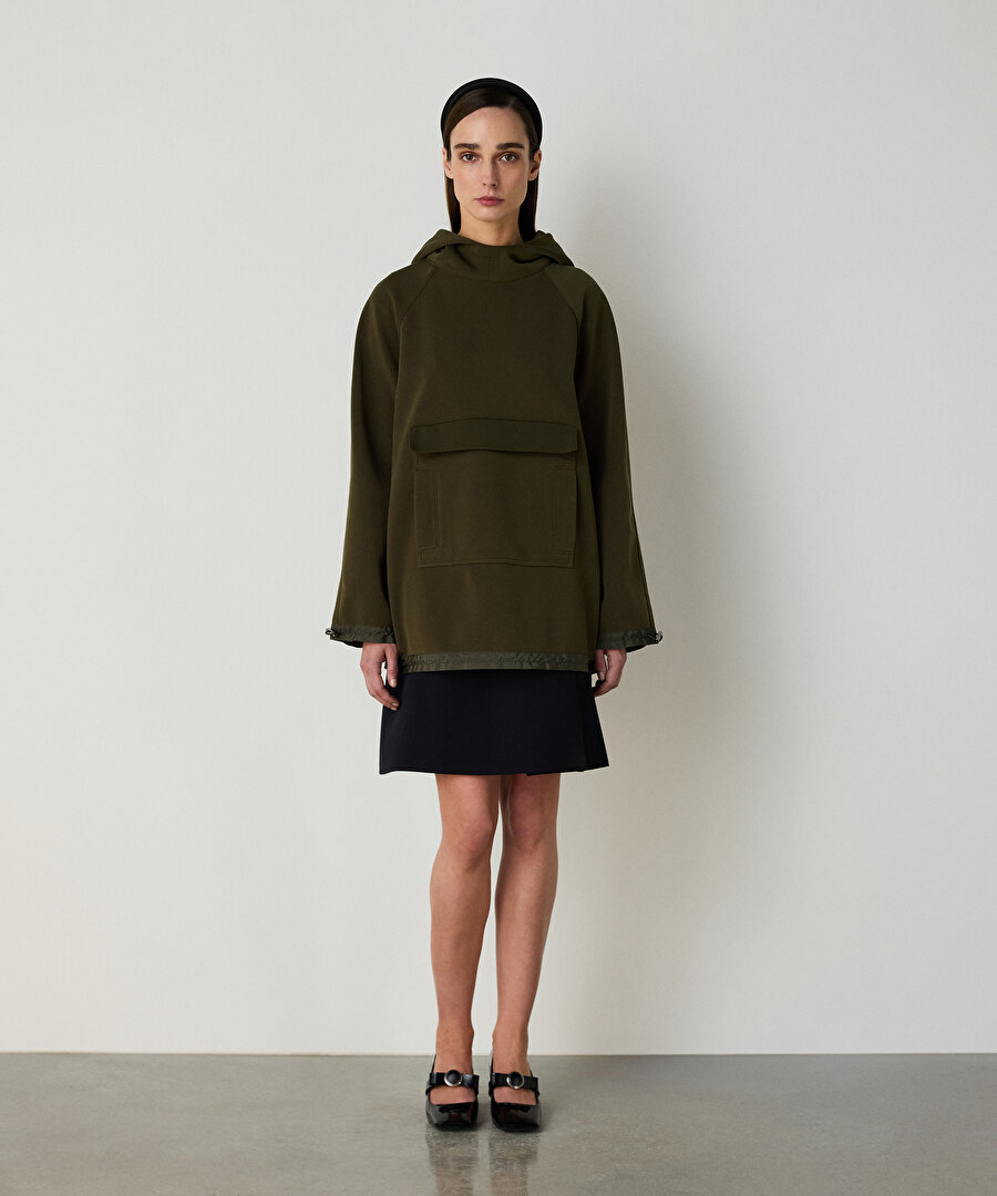 GENİŞ CEPLİ OVERSIZE SWEATSHIRT