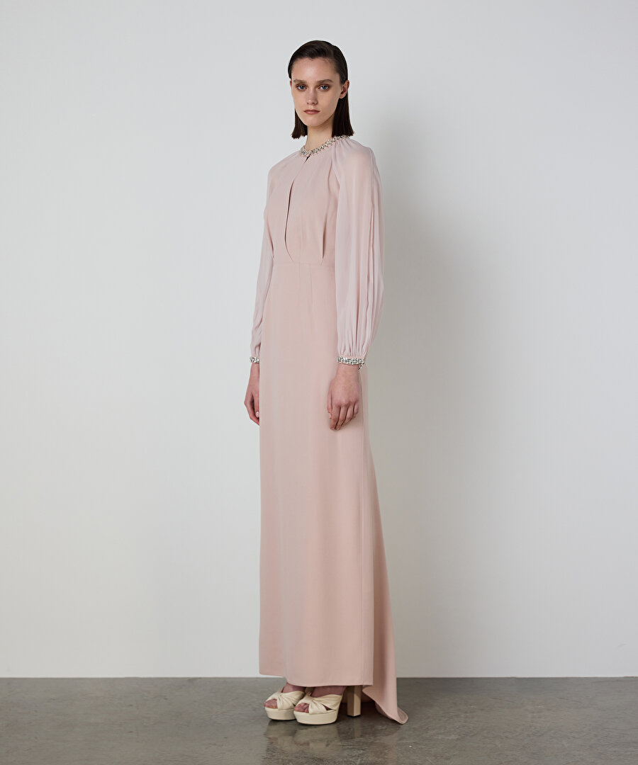 İŞLEMELİ MAKSİ ELBİSE