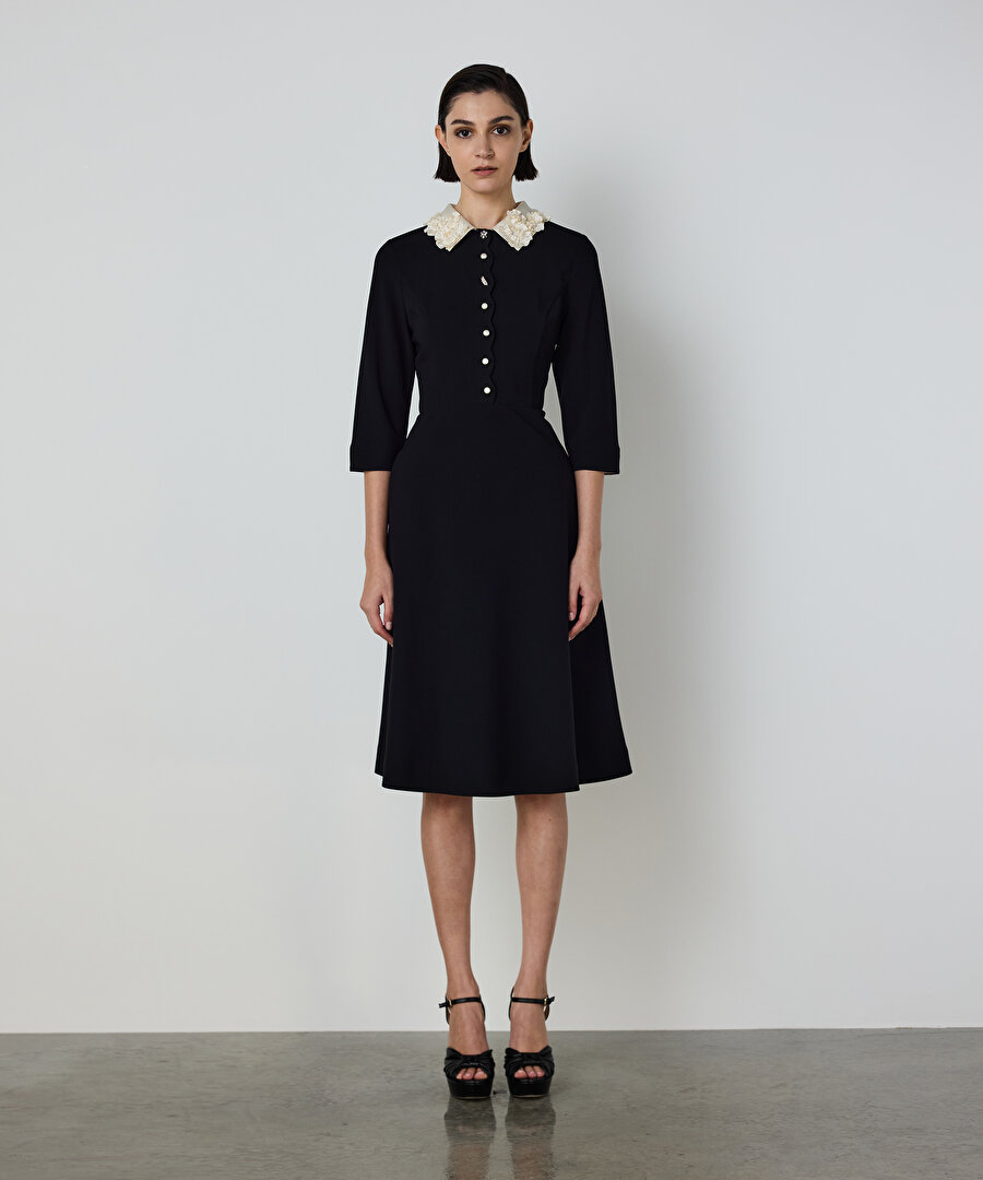 KONTRAST YAKA ELBİSE