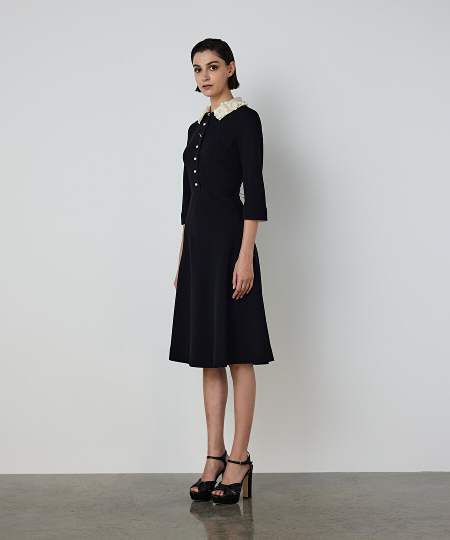 KONTRAST YAKA ELBİSE