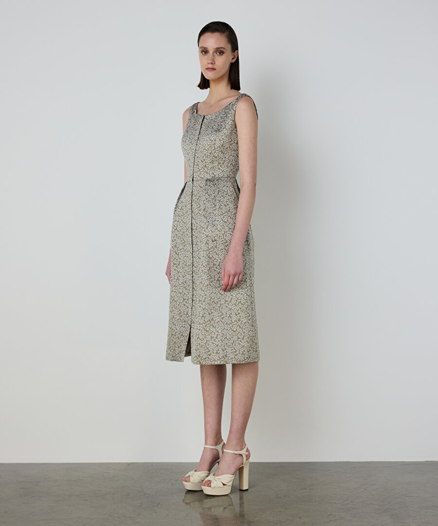 ÇİÇEK JAKARLI PİLELİ ELBİSE