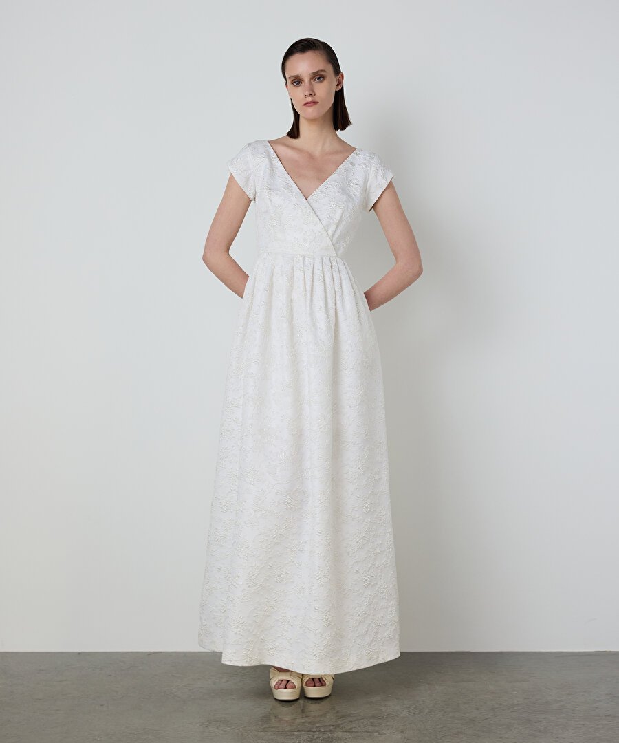 JAKARLI MAKSİ ELBİSE