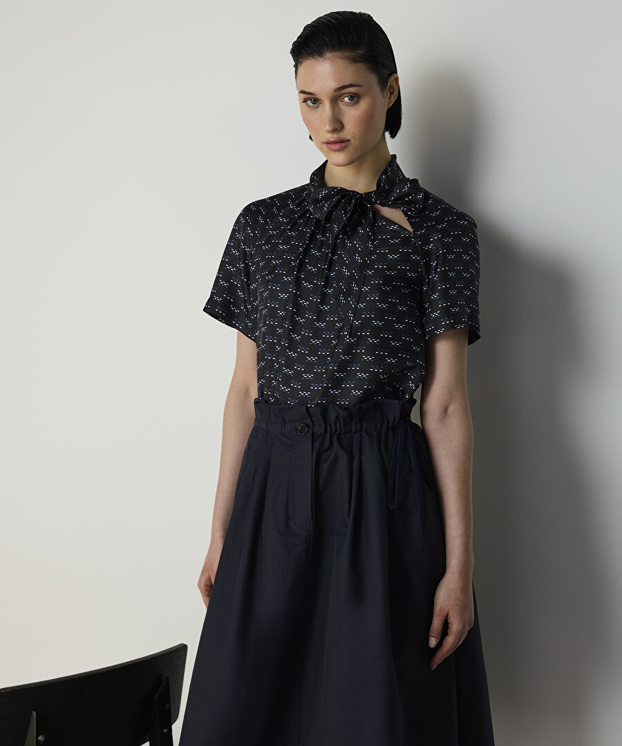 AYARLANABİLİR BÜZGÜLÜ A KESİM ETEK