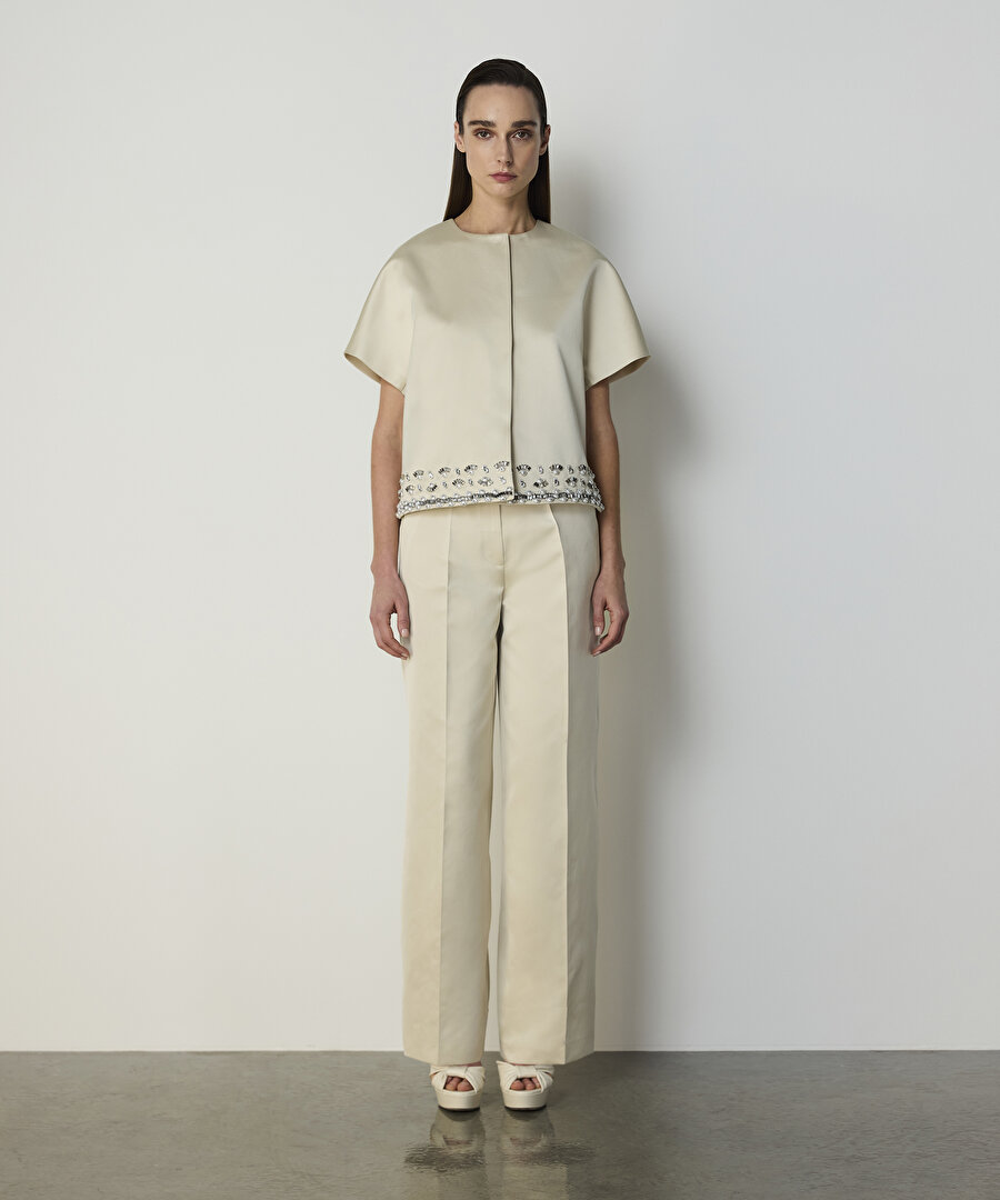 İNCİ VE STRASS TAŞ İŞLEMELİ CEKET