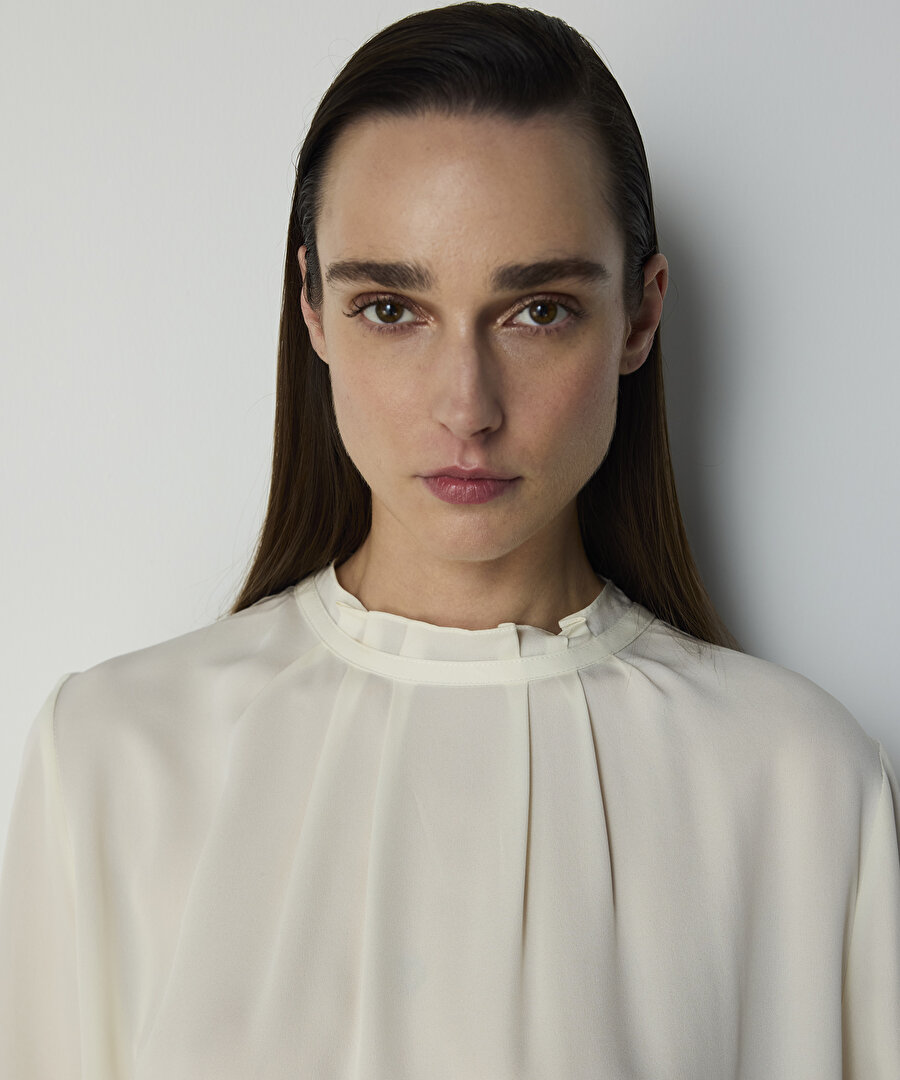 NERVÜRLÜ İPEK BLUZ