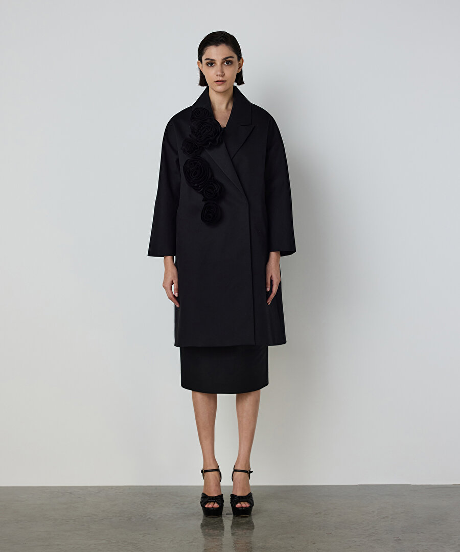 ÇİÇEK APLİKELİ PARDÖSÜ