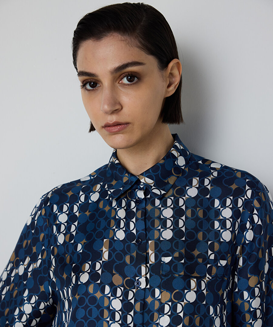 GEOMETRİK DESEN İPEK GÖMLEK