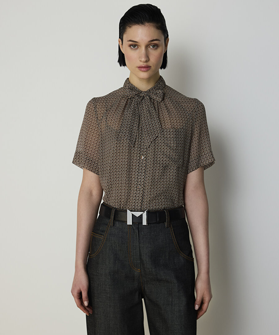 FULARLI İPEK GÖMLEK