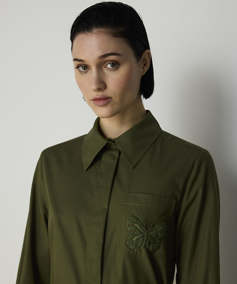 KELEBEK NAKIŞLI POPLİN GÖMLEK