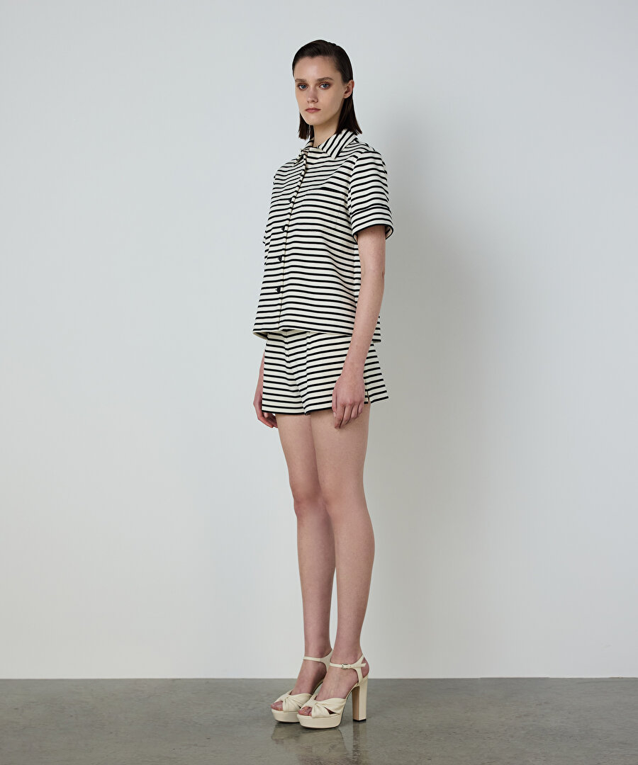 ÇİZGİ DESEN TİŞÖRT