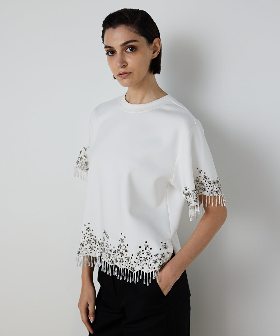 İŞLEMELİ TİŞÖRT