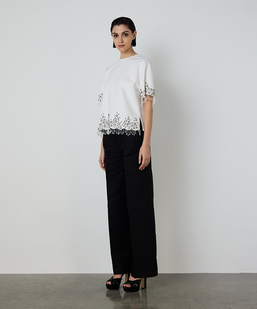 İŞLEMELİ TİŞÖRT