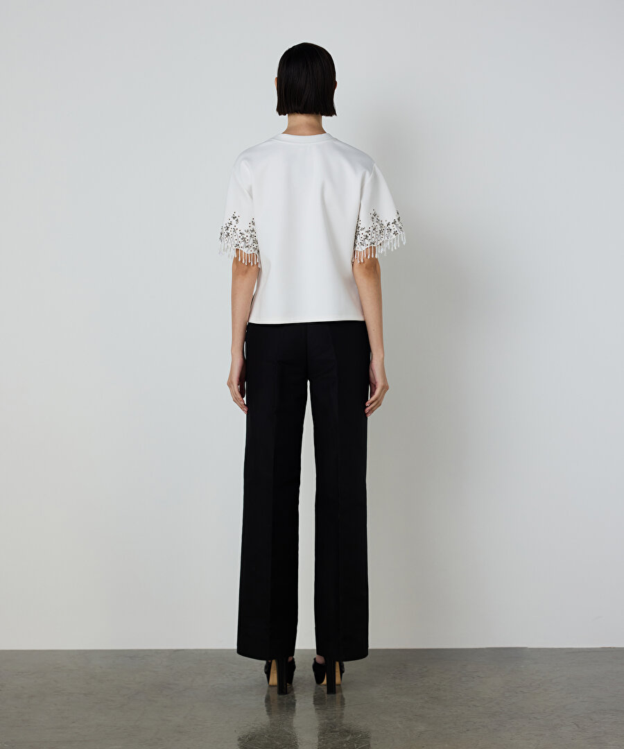 İŞLEMELİ TİŞÖRT