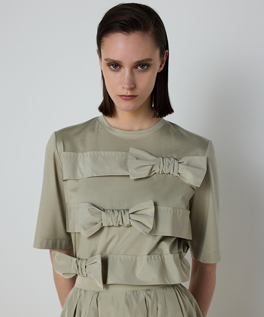 FİYONK APLİKELİ TİŞÖRT