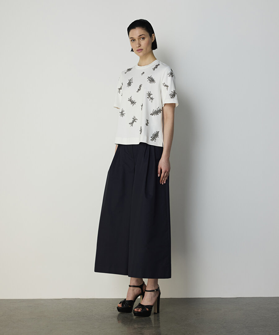 İŞLEMELİ TİŞÖRT