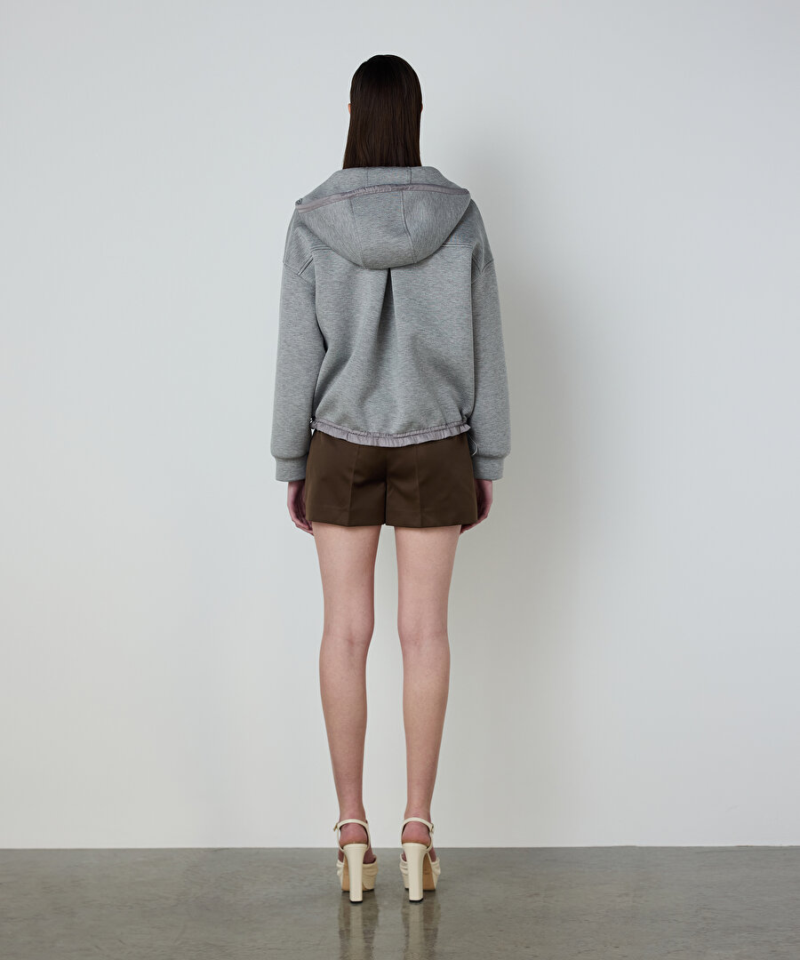 ÇİÇEK MODÜL İŞLEMELİ SWEATSHIRT